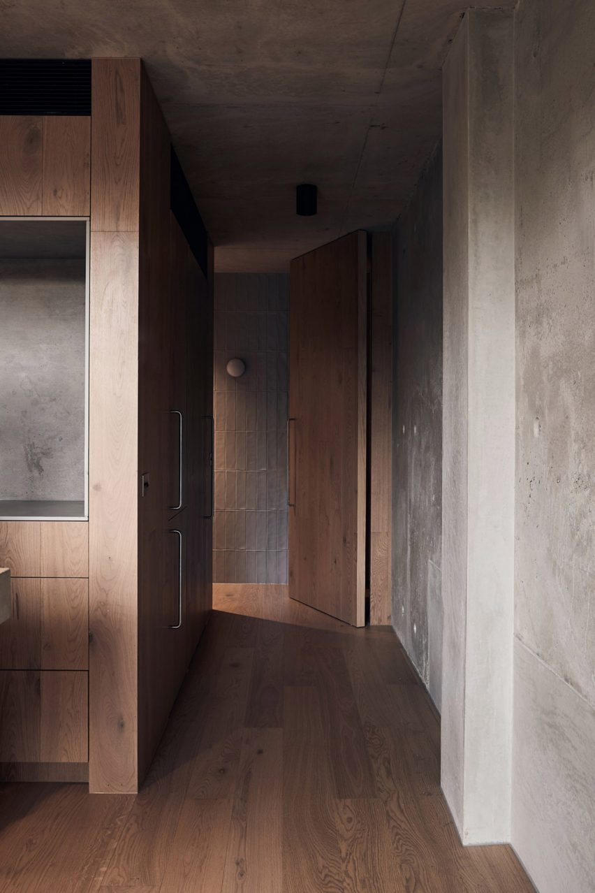 Roseneath Street apartment by Studio Goss features concrete interiors