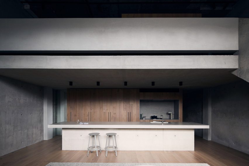 Kitchen of Roseneath Street apartment by Studio Goss