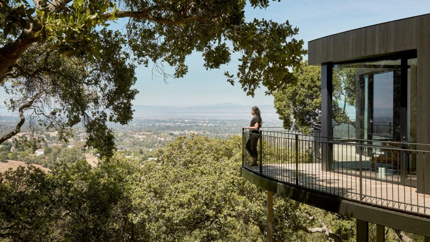 The Round House by Feldman Architecture