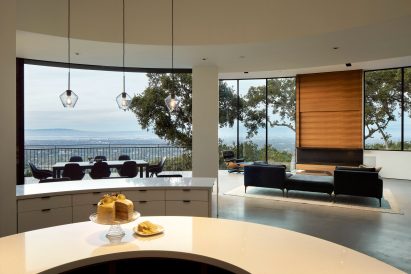 Round building by Feldman Architecture