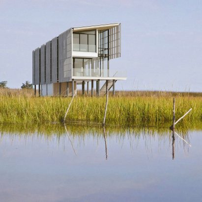 Salt Box Residence
