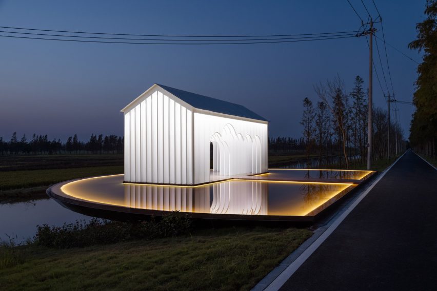 Polycarbonate pavilion at night