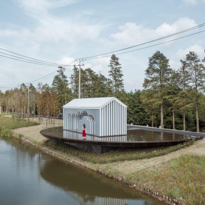 Polycarbonate pavilion