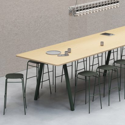 Twist stool by De Vorm