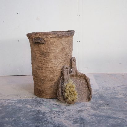 Bin and dustpan, Pulp It by Vincent Dassi