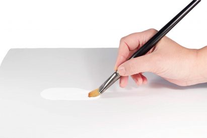 White 2.0 being used by an artist