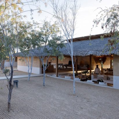 El Perdido Hotel by Estudio ALA