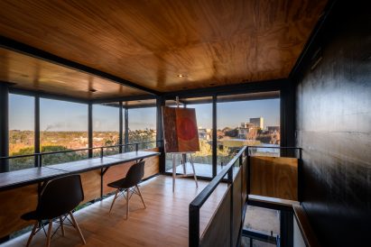 Home office in Fluid House extension