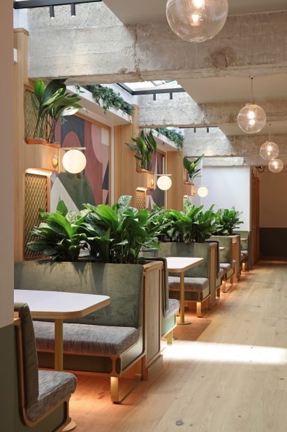 First floor seating booths in 6 Babmaes Street office for The Crown Estate by Fathom Architects