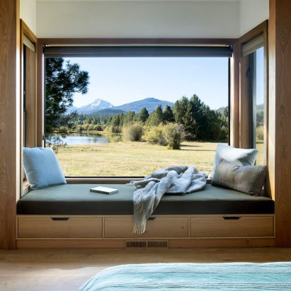 Window seat in Bailey Residence by Hacker Architects