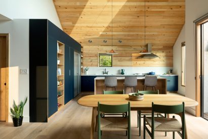 Colourful kitchen
