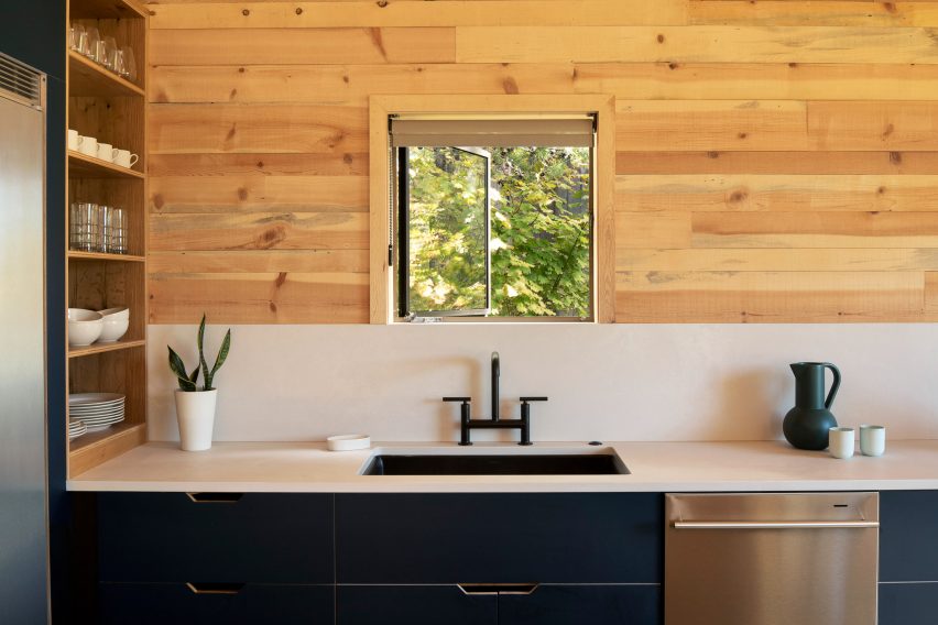 Bailey Residence by Hacker Architects