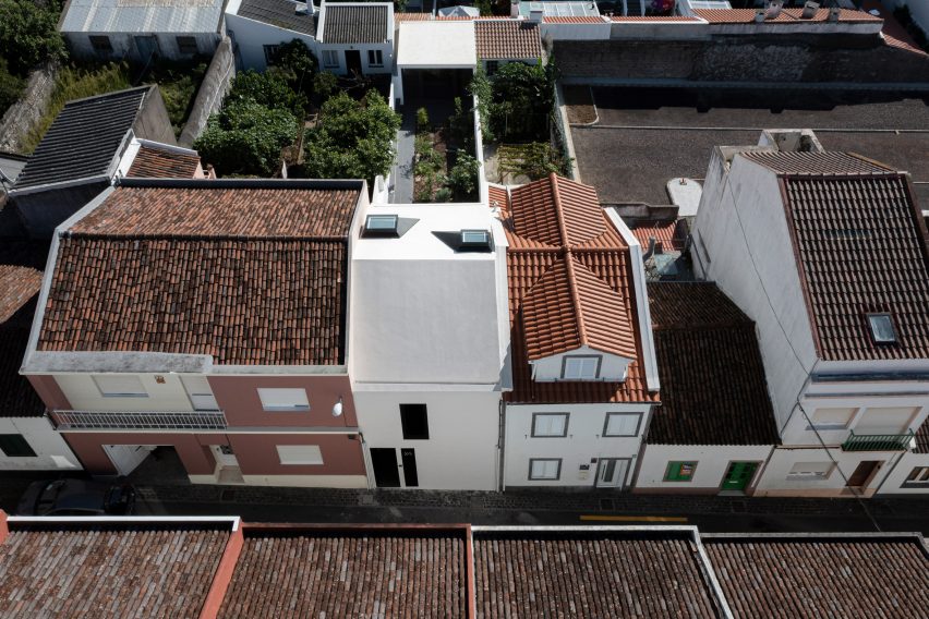 Windmill House by Box Arquitectos is a terraced house in Portugal