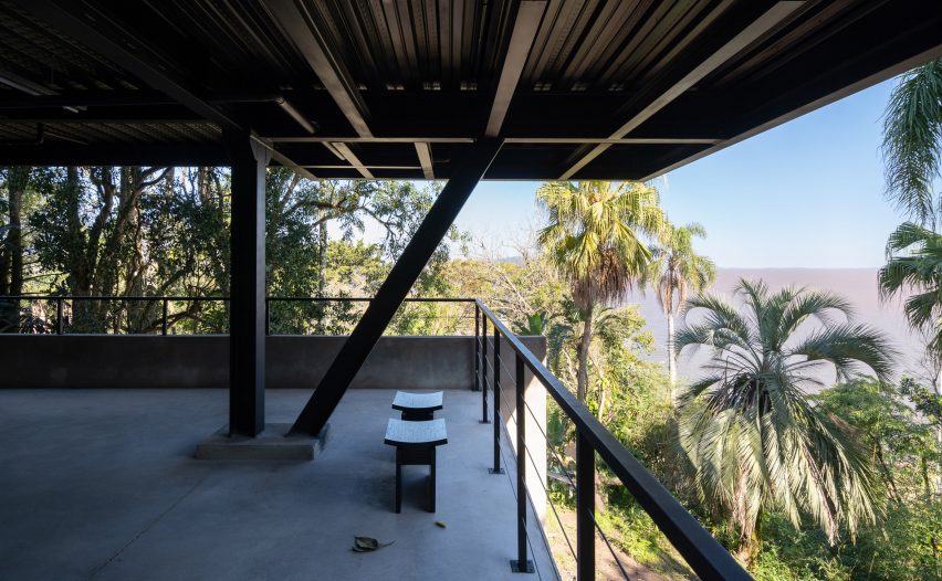Mirador House by KS Arquitetos