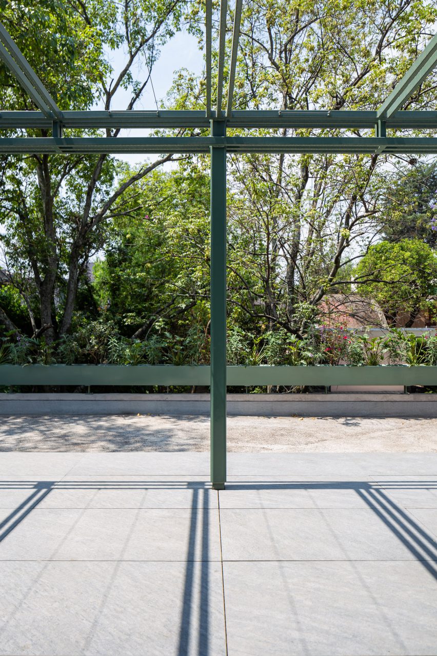 Cascada House by Ana Nuño Buen and Luis Young