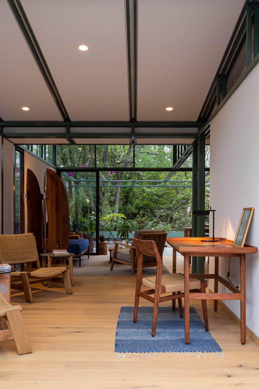 Cascada House by Ana Nuño de Buen and Luis Young
