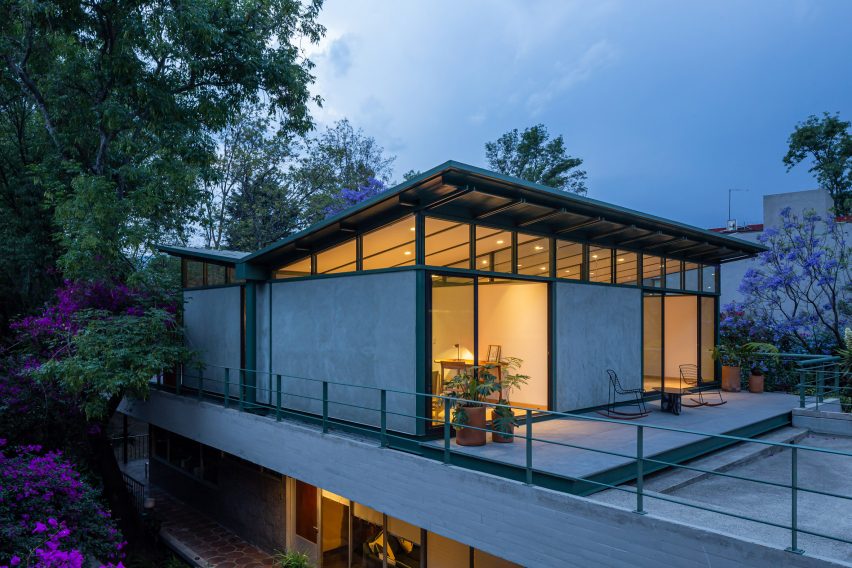 Cascada House by Ana Nuño de Buen and Luis Young