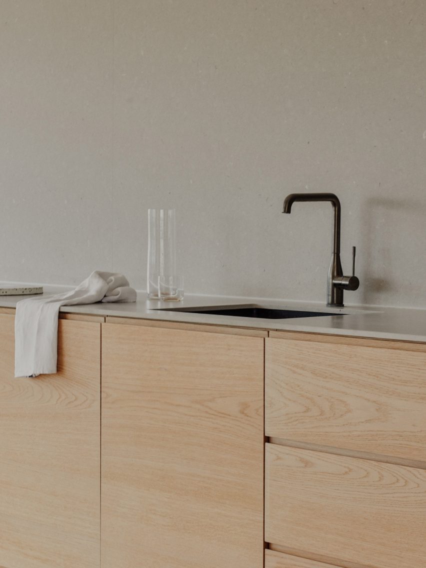 City Approach apartments by DROO