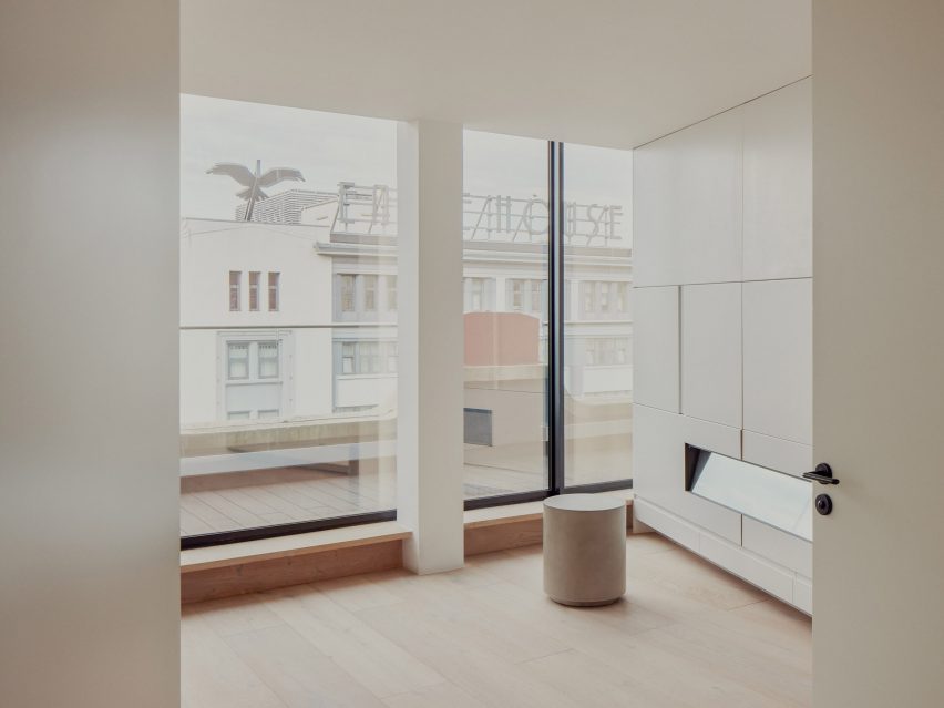 City Approach apartments by DROO
