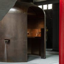 Holloway Li creates industrial interiors for Coalbrook’s London showroom
