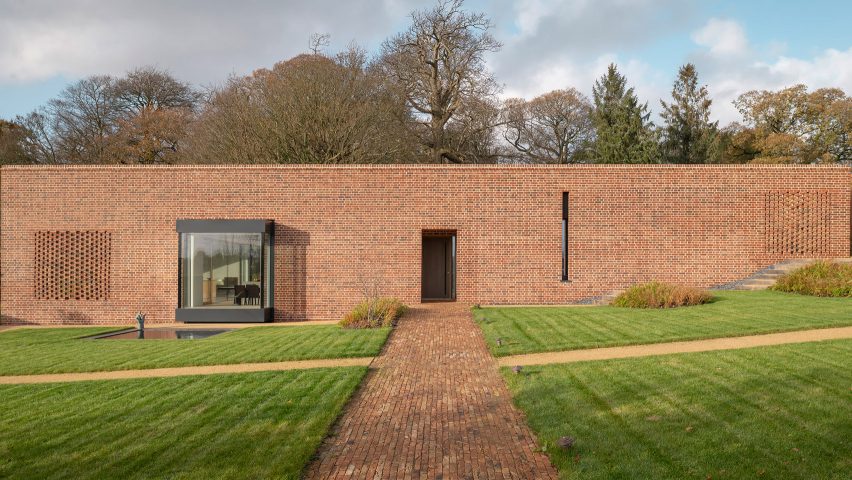 Devon Passivhaus by McLean Quinlan