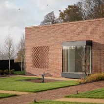 Devon Passivhaus by McLean Quinlan