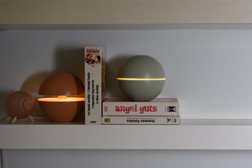 Glowing orb-shaped nightlights