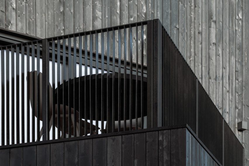 Falcon House by Koto