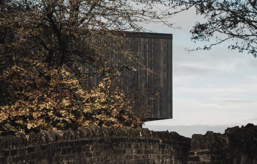 Falcon House by Koto