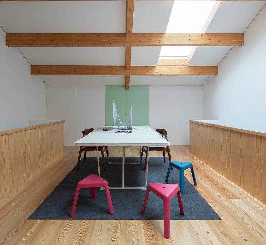 Family home in Porto by Fahr 0213