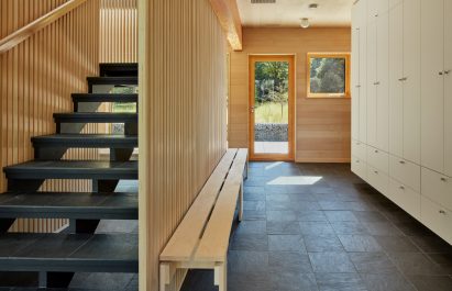Wooden finishes in Feldmann Residence