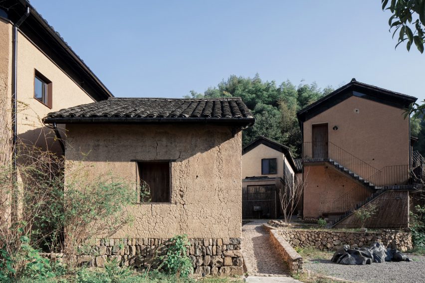 Rammed-earth houses in China