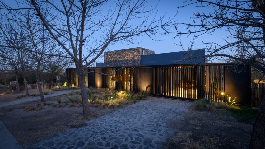Fluid House by Set Ideas