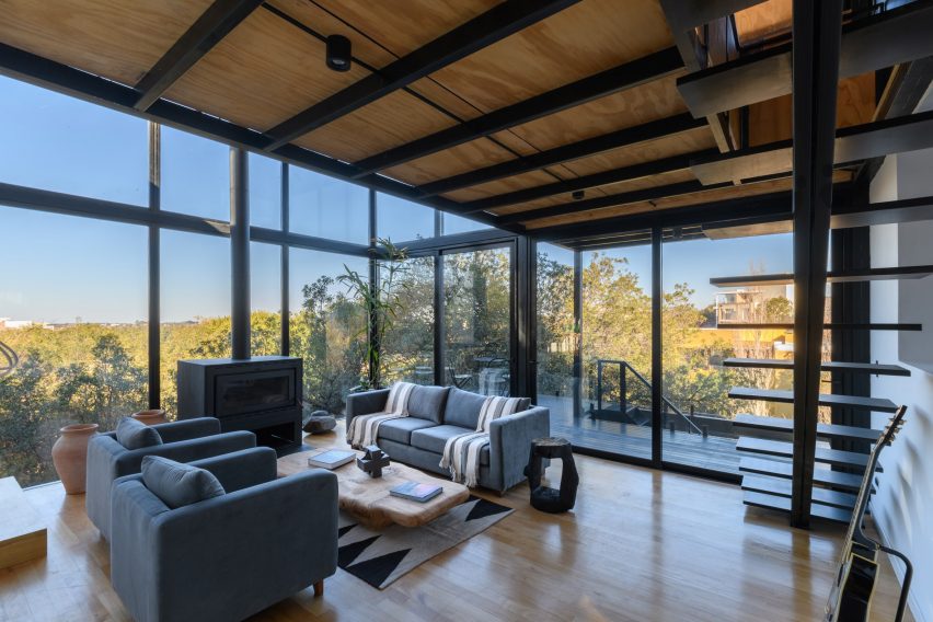 Fluid House by Set Ideas