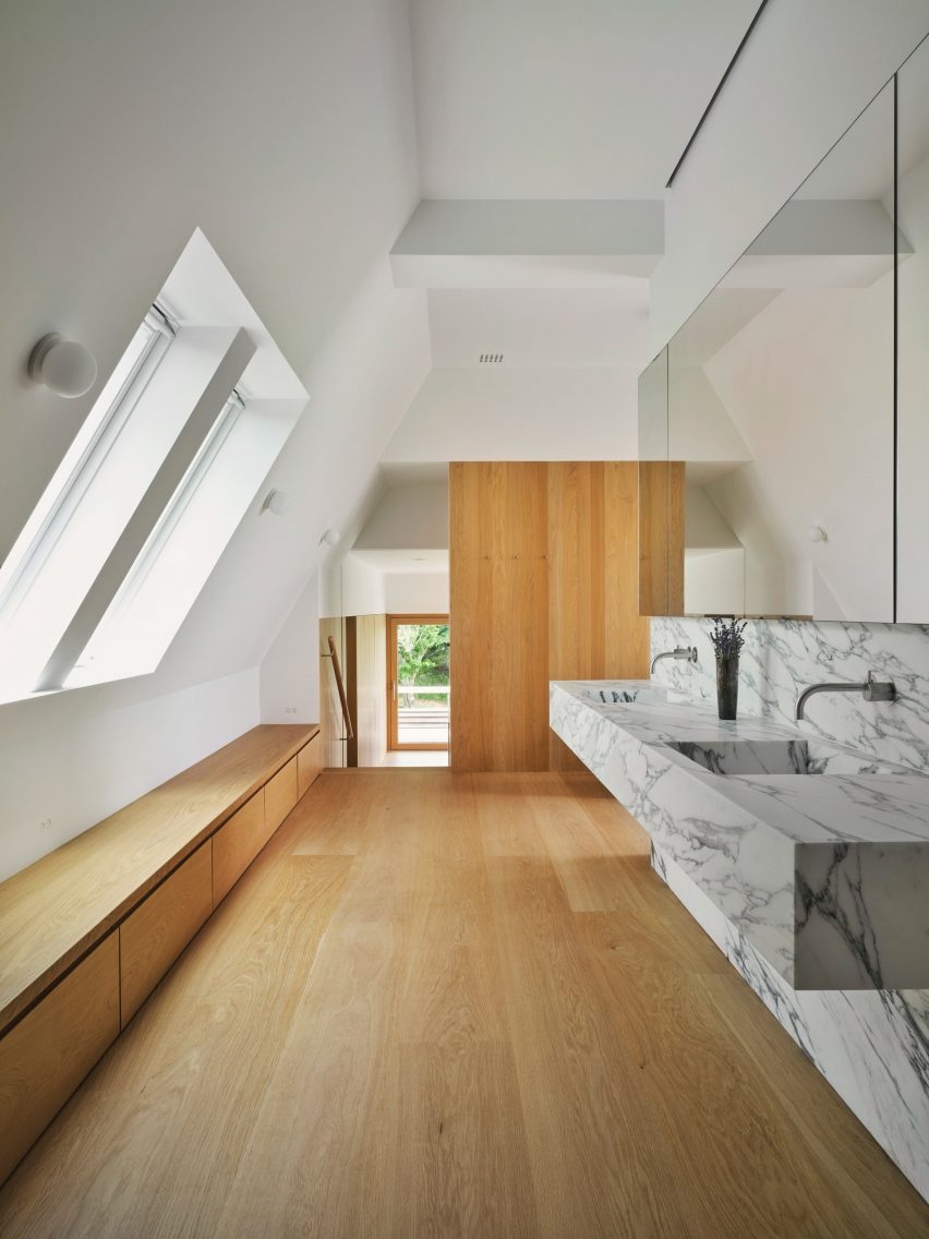 Heller Lane by Neil Lorgan Architect