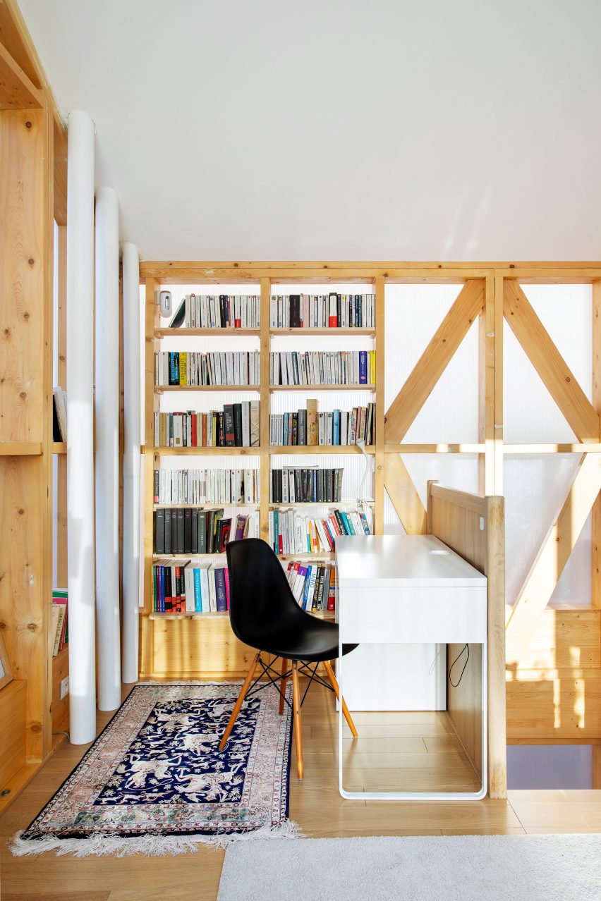 Staying in Paris is a home that was designed by Java Architecture