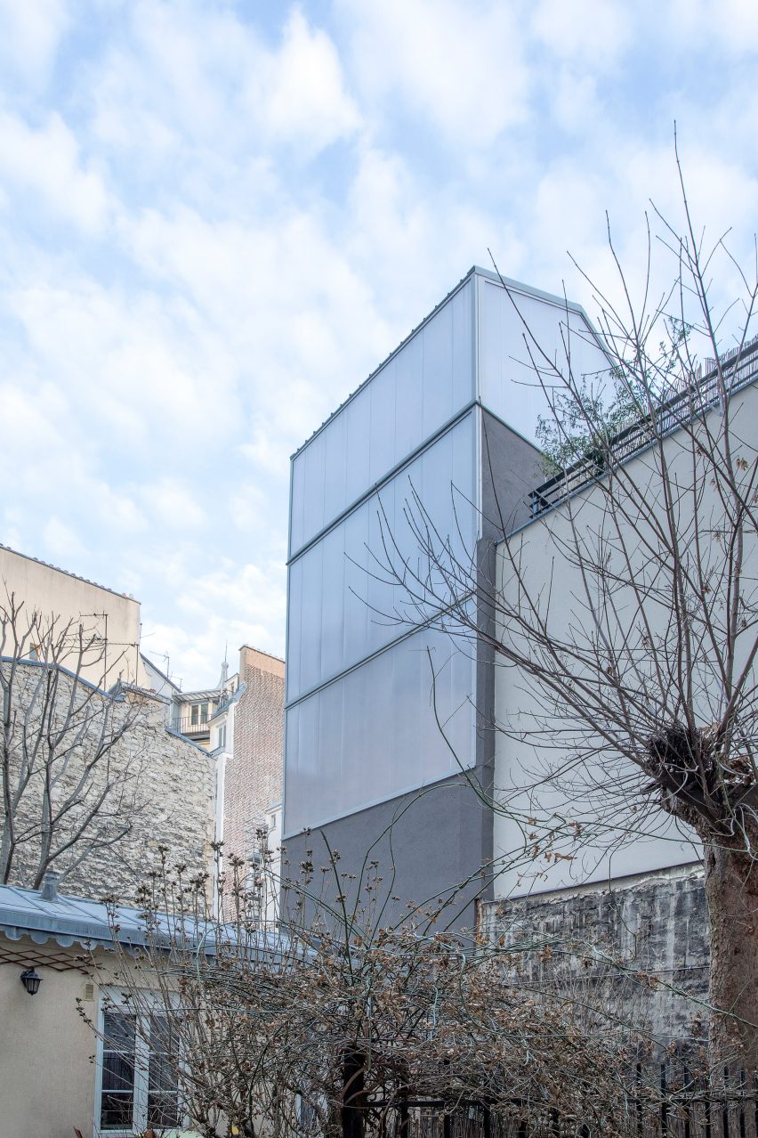 Staying in Paris is a home that was designed by Java Architecture
