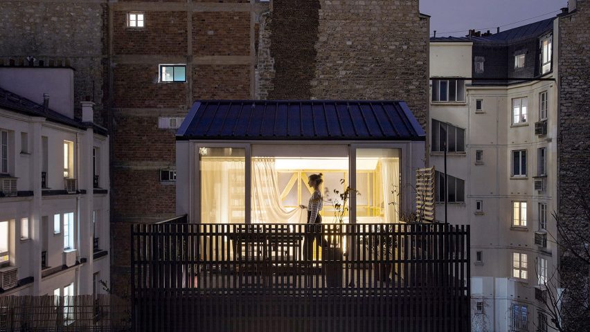 Top floor of Staying in Paris house by Java Architecture