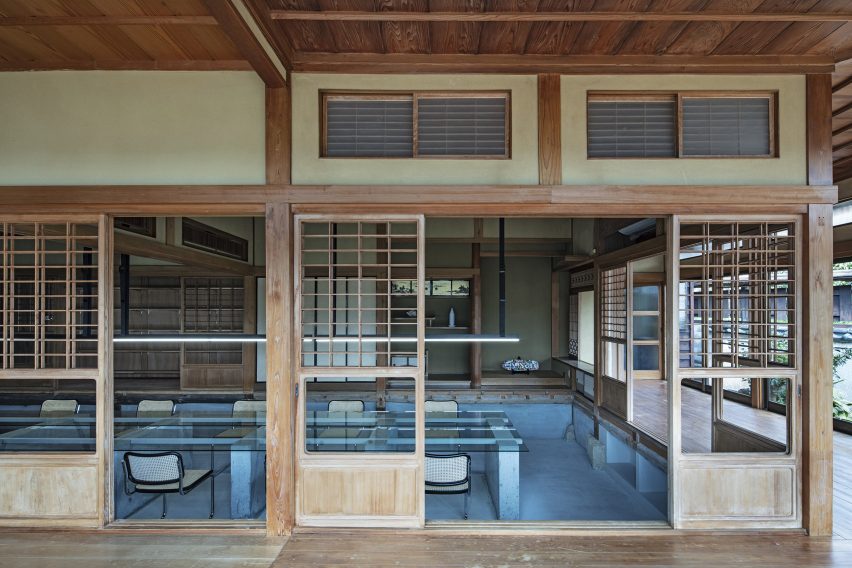 DDAA Inc converts Japanese house into offices for pottery brand Maruhiro