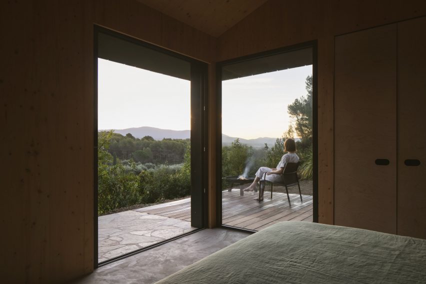 Pine Nut Cabane bedroom view