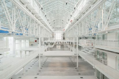Central atrium in arts centres in Moscow