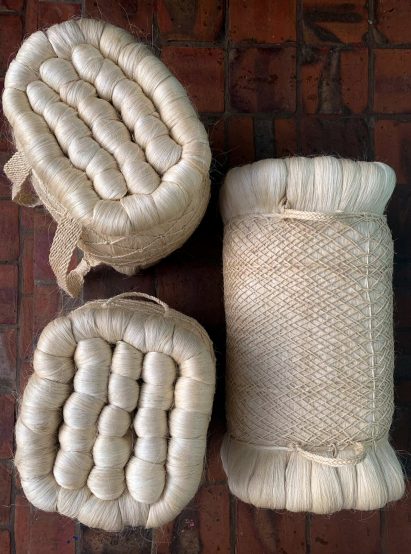 Fiques stool and bench by Rosana Escobar