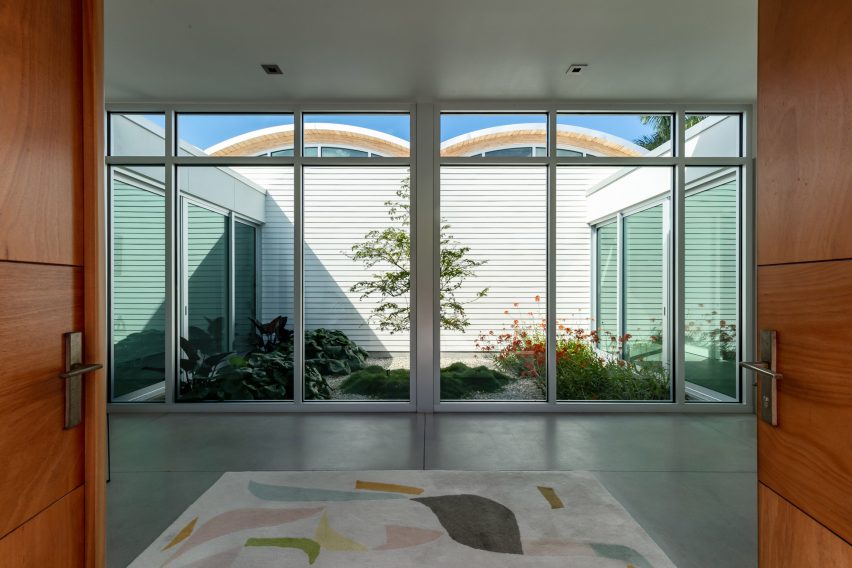 Schechter House