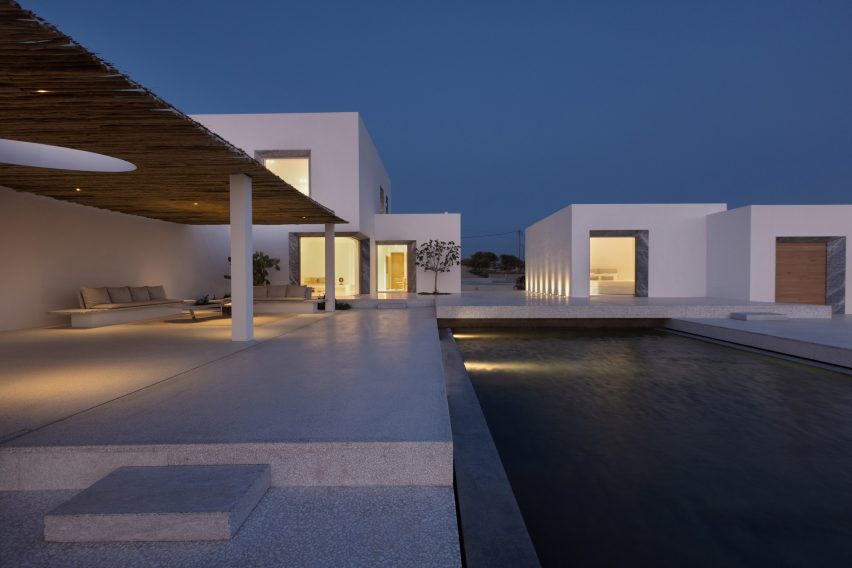 Paros House is a Greek villa that was designed by Studio Seilern Architects