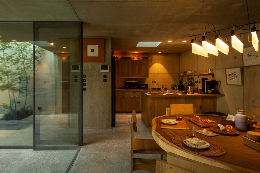 Inside Takamine-cho House