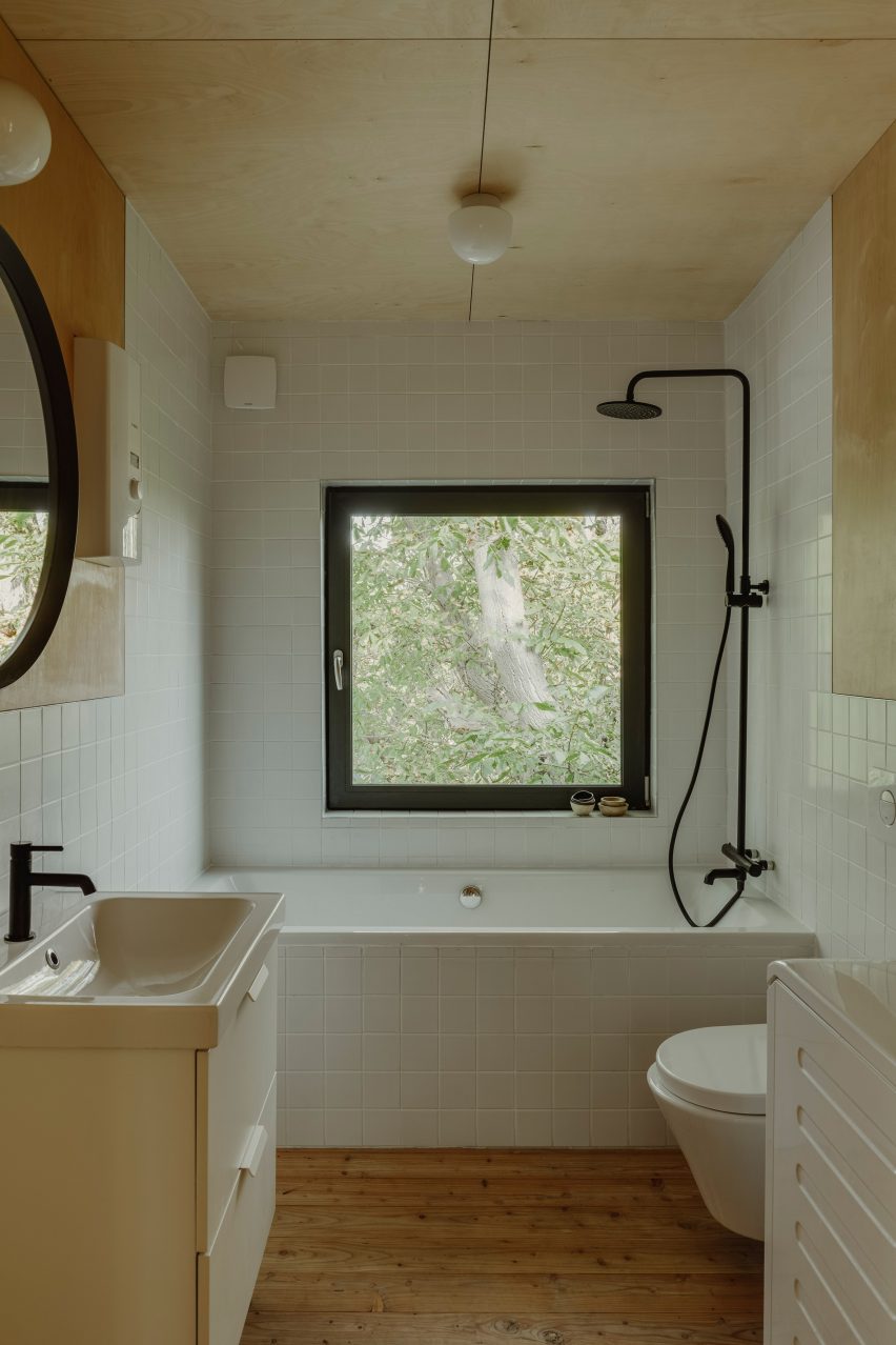 Portable Cabin is a shipping container home that was designed by Wiercinski Studio