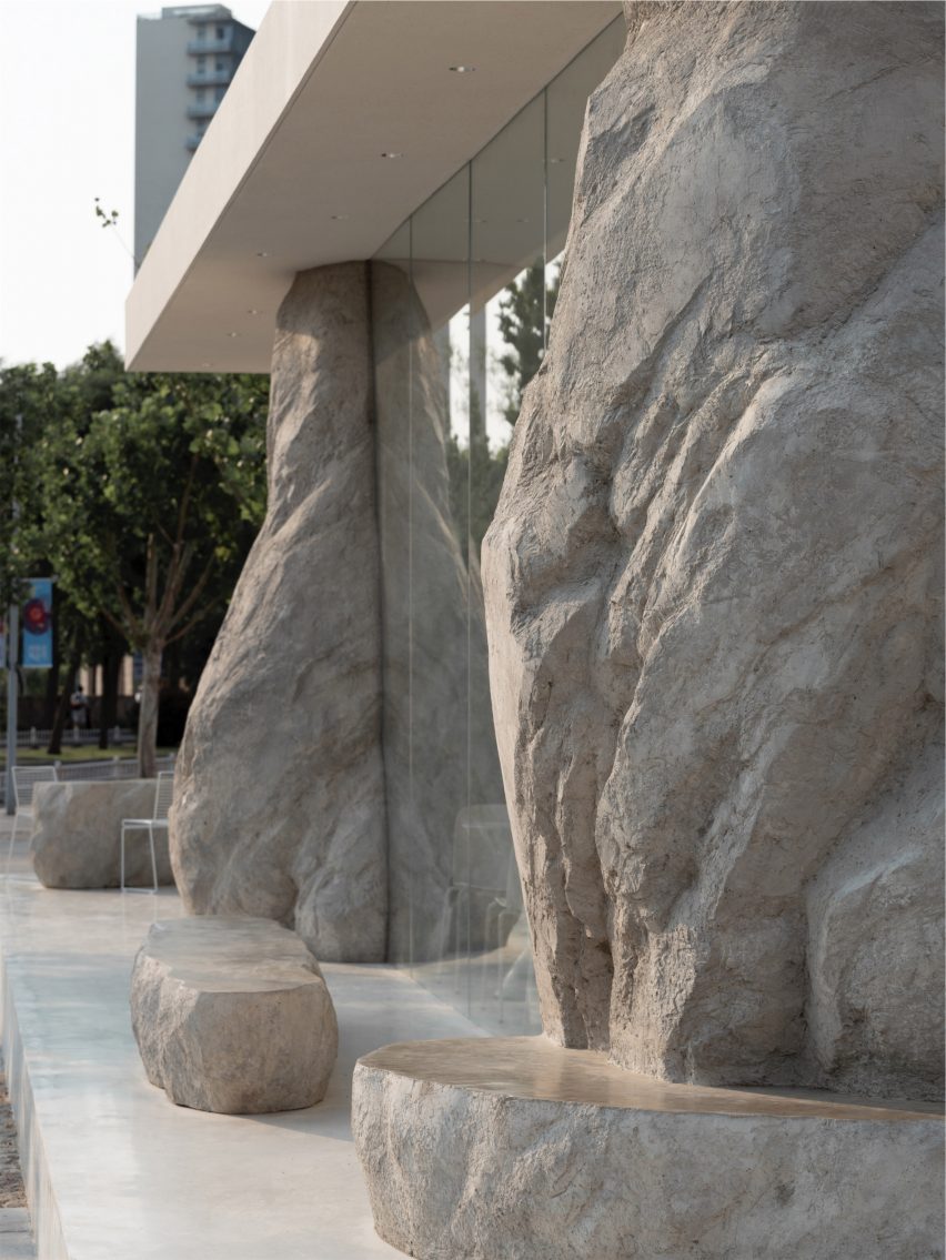 Exterior of Zolaism Café in Aranya designed by B.L.U.E. Architecture Studio