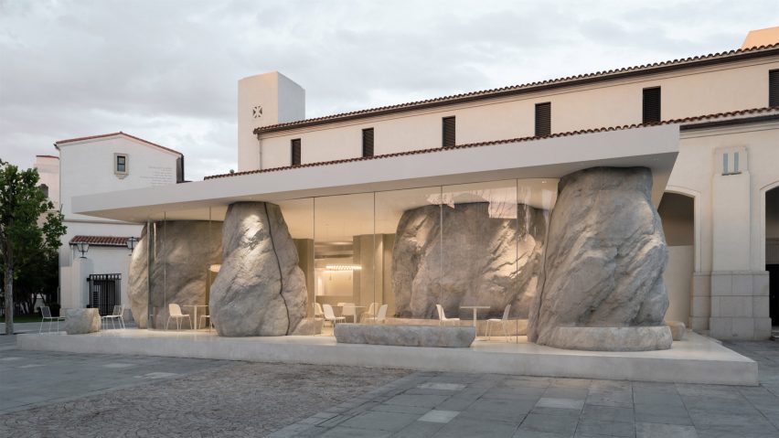 Exterior of Zolaism Café in Aranya designed by B.L.U.E. Architecture Studio