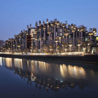 1,000 Trees shopping centre