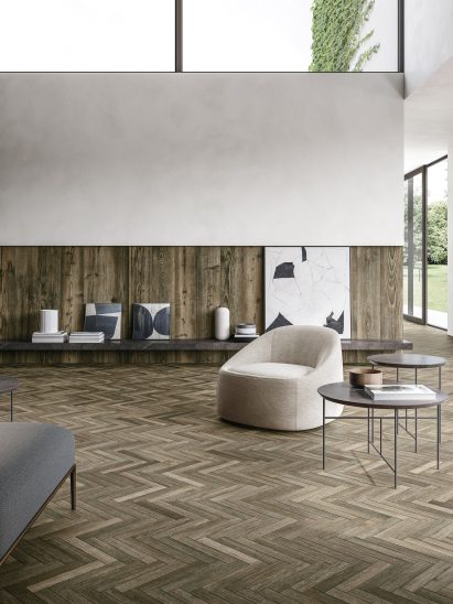 A photograph of the ceramic tiles, which appear wooden